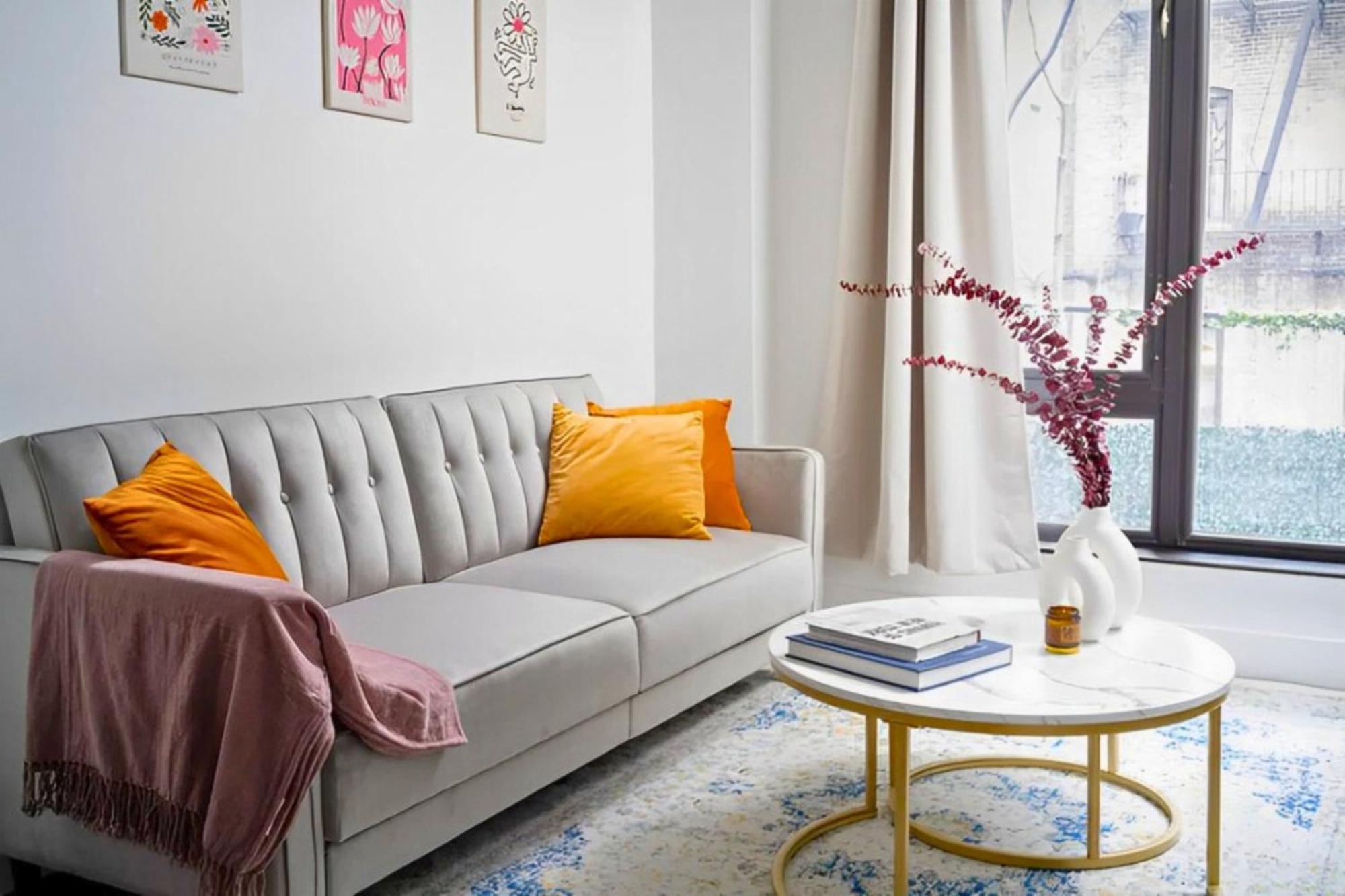 Large Upper East Side 1bd Elevator Rooftop Appartement New York